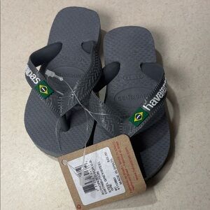Havaianas Dark Gray Flip Flops with Brazilian Emblem Size 9 kids
